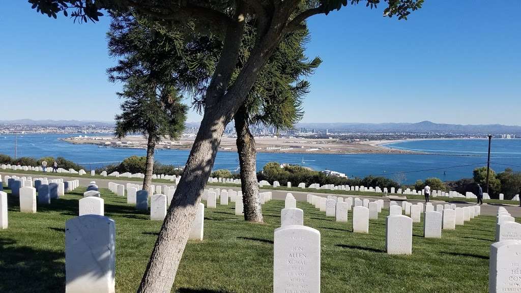 Fort Rosecrans National Cemetery | 1700 Cabrillo Memorial Dr, San Diego, CA 92106, USA | Phone: (619) 553-2084