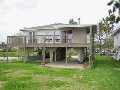 Galveston Bay House | 2010 Todville Rd, Seabrook, TX 77586 | Phone: (713) 909-1080