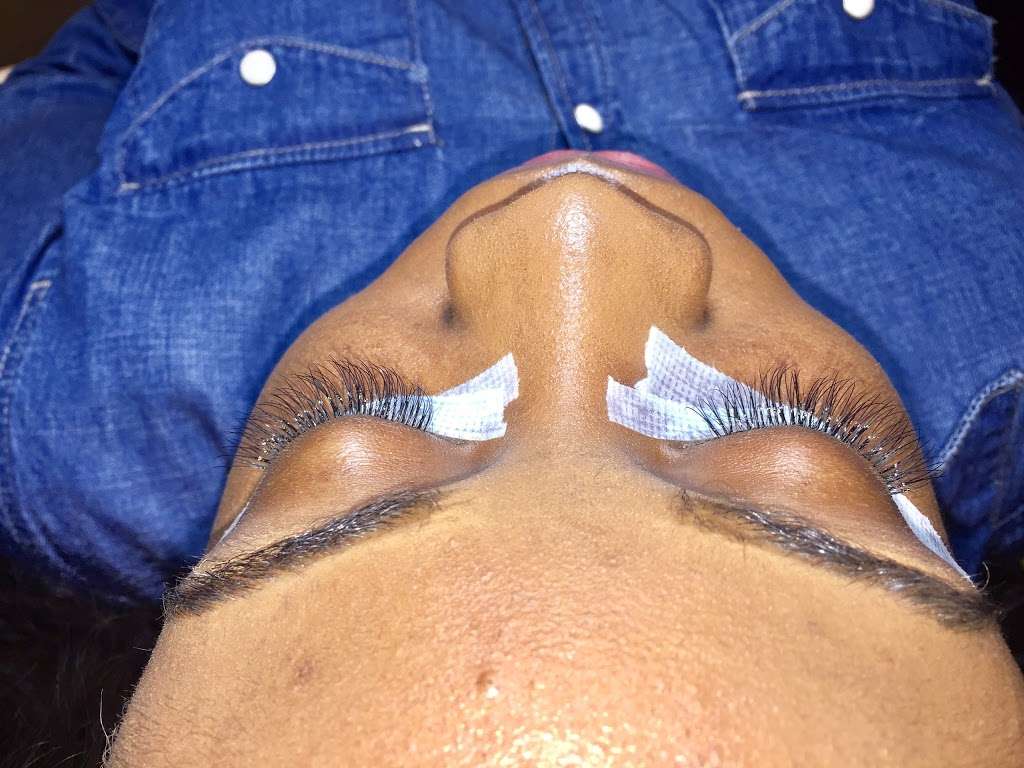 Lyndees Lashes & Brows | 12410 Milestone Center Dr #600, Germantown, MD 20876 | Phone: (240) 994-6440