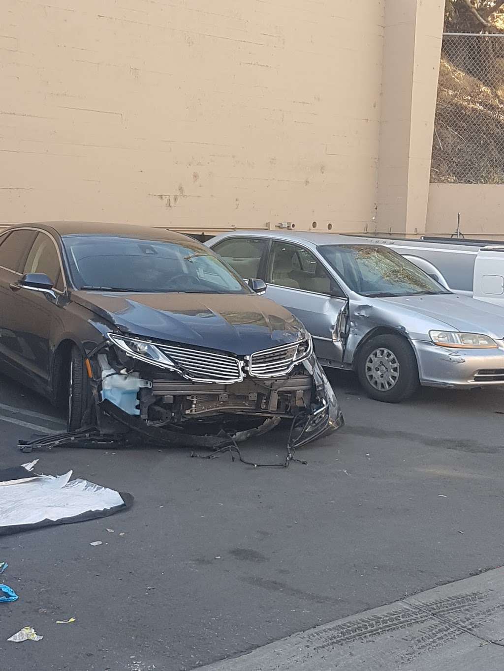 Caliber Collision | 3020 Riverside Dr, Los Angeles, CA 90039, USA | Phone: (323) 913-4000