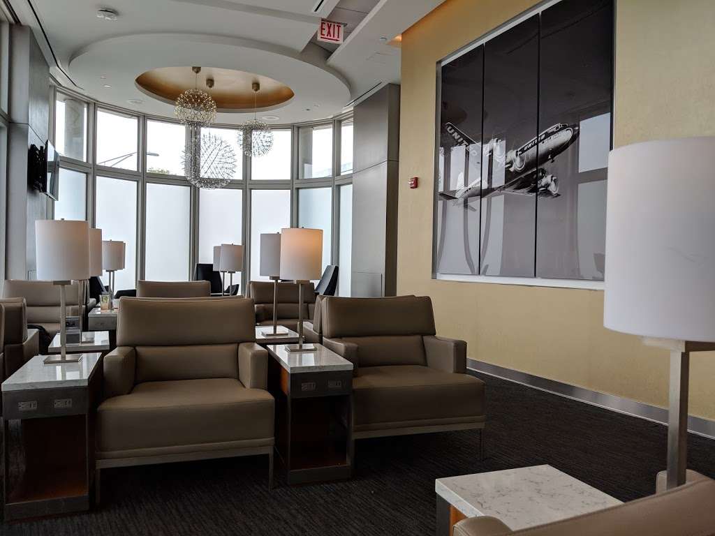 United Club | 1-99 Upper Level T1 St, Chicago, IL 60666 | Phone: (866) 822-5827