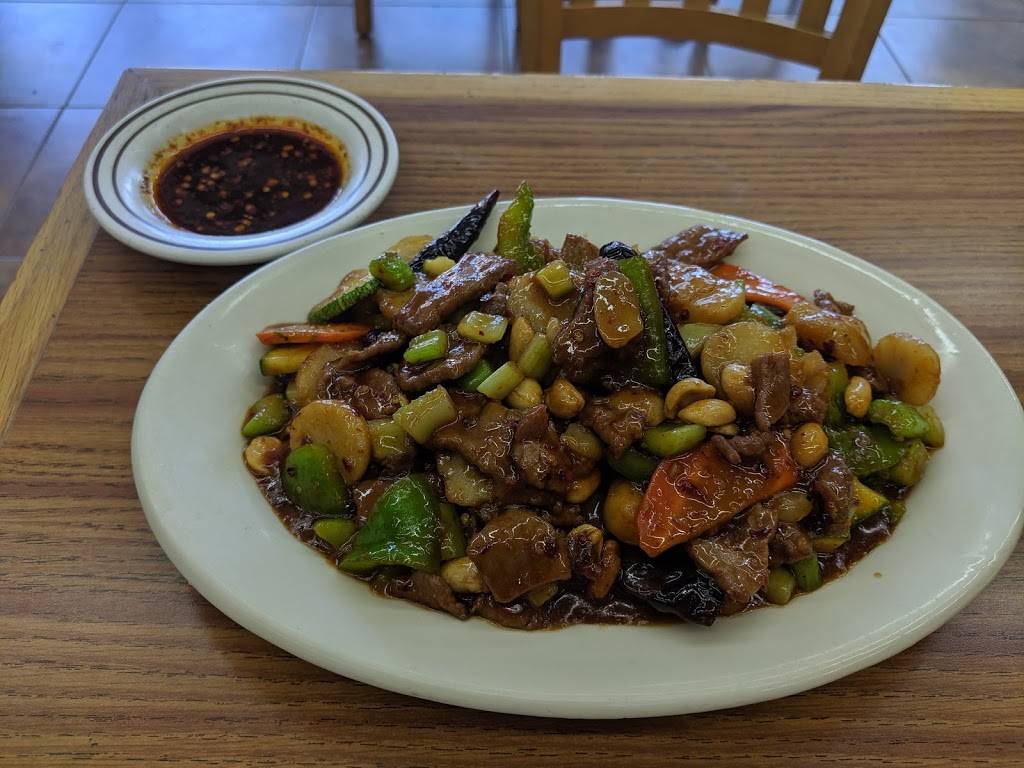 Chinas Kitchen La Fogata and Laundromat | 216 E Parsons St, Manor, TX 78653, USA | Phone: (512) 278-8829