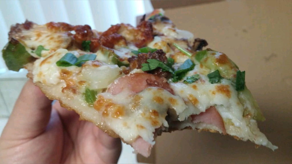 Douggy Fresh Pizza | 1585 N Palm Ave, Fresno, CA 93728, USA | Phone: (559) 237-3800