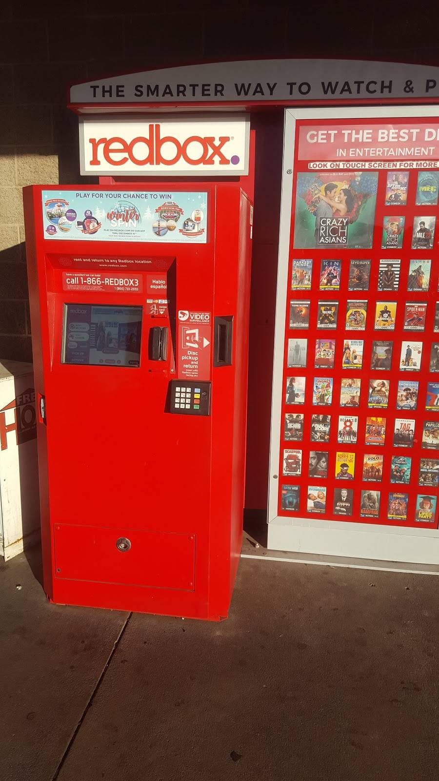 Redbox | 1190 N Main St, Manteca, CA 95336, USA | Phone: (866) 733-2693