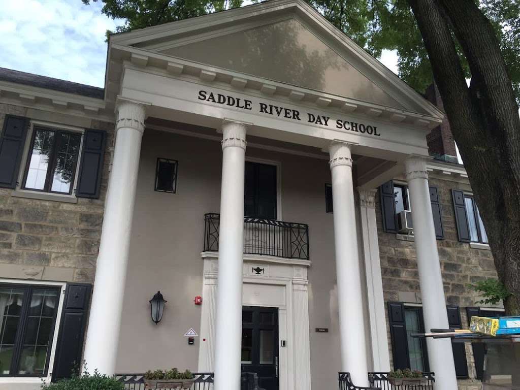 Saddle River Day School | 147 Chestnut Ridge Rd, Saddle River, NJ 07458, USA | Phone: (201) 327-4050