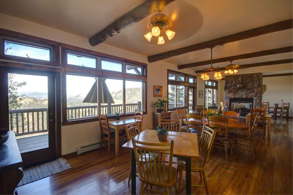 Taharaa Mountain Lodge | 3110 S St Vrain Ave, Estes Park, CO 80517, USA | Phone: (970) 577-0098