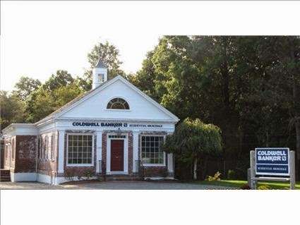 Coldwell Banker Residential Brokerage | 1085 Summer St, Lynnfield, MA 01940 | Phone: (781) 334-5700