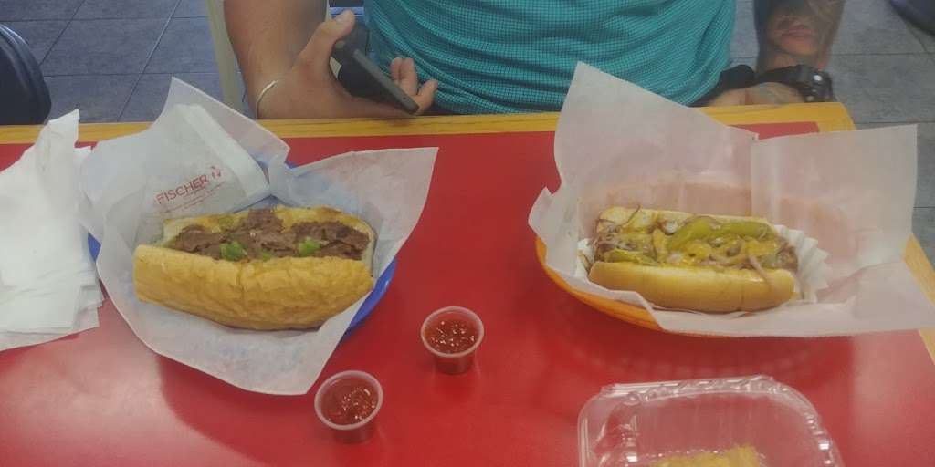 Droopys Gyros | 1275 Sheridan Rd N, Winthrop Harbor, IL 60096, USA | Phone: (847) 872-2200