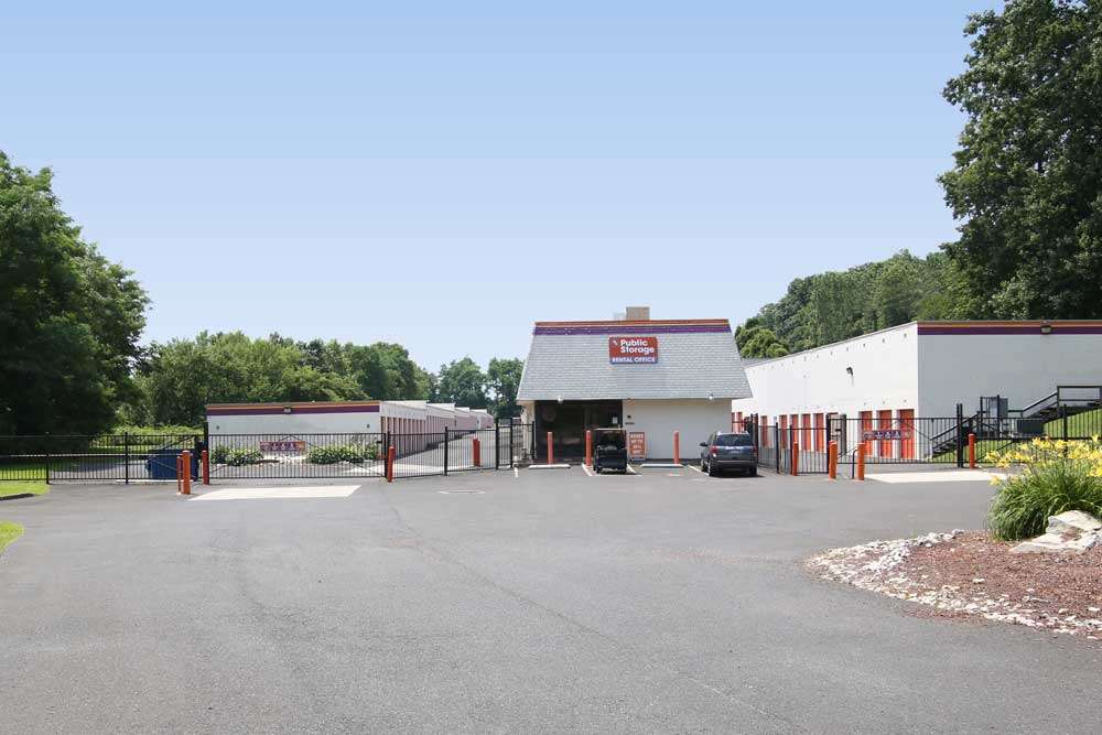 Public Storage | 500 S Flowers Mill Rd, Langhorne, PA 19047, USA | Phone: (484) 450-8228