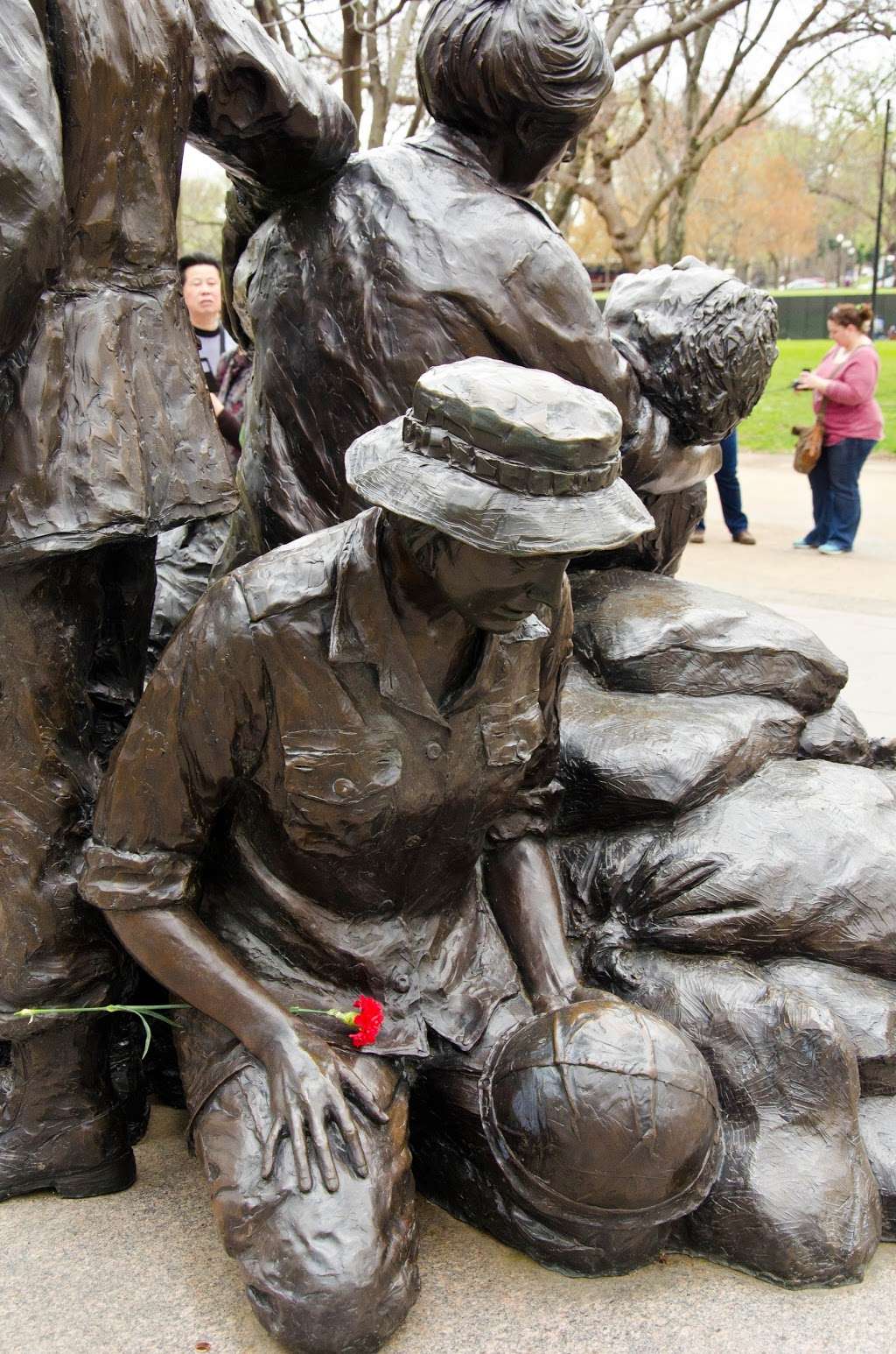 Vietnam Womens Memorial | 5 Henry Bacon Dr SW, Washington, DC 20007, USA | Phone: (202) 426-6841