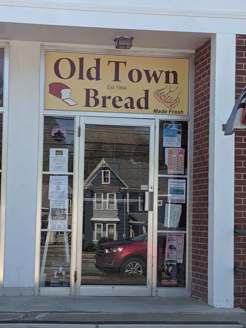 Old Town Bread Co | 159 Main St, Rowley, MA 01969, USA | Phone: (978) 948-8181