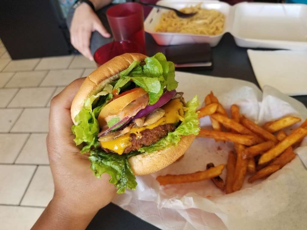 Vegan Korner | 299 W Olive St, Colton, CA 92324, USA | Phone: (909) 370-2644