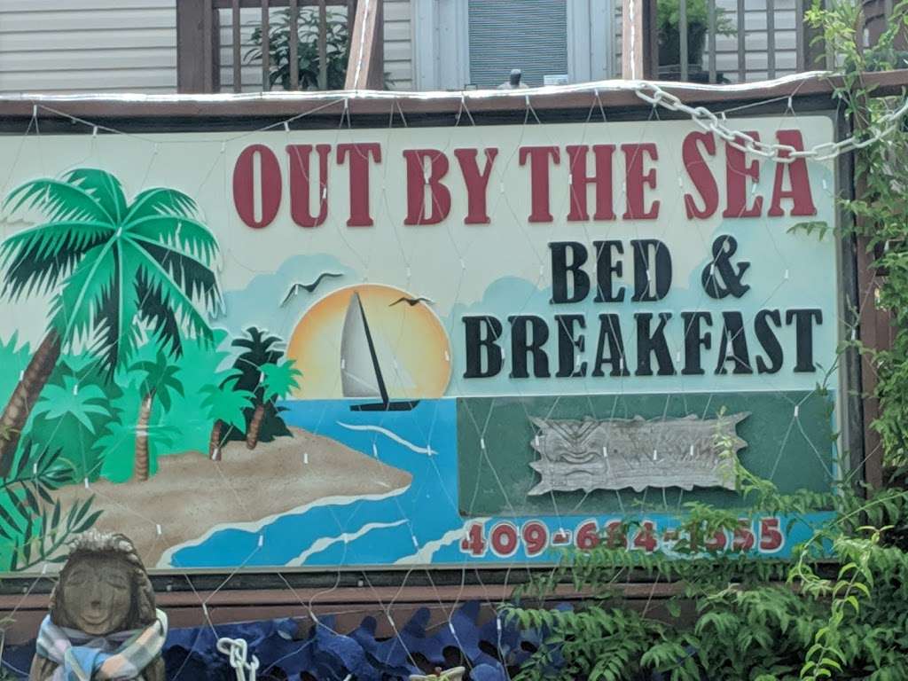 Out By The Sea Bed & Breakfast | 2134 Vista St, Crystal Beach, TX 77650, USA | Phone: (409) 684-1555