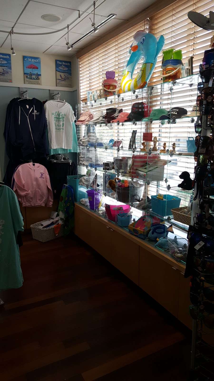 Seapointe Village Gift Shop | 9900 Seapointe Blvd, Wildwood, NJ 08260, USA | Phone: (609) 729-7100