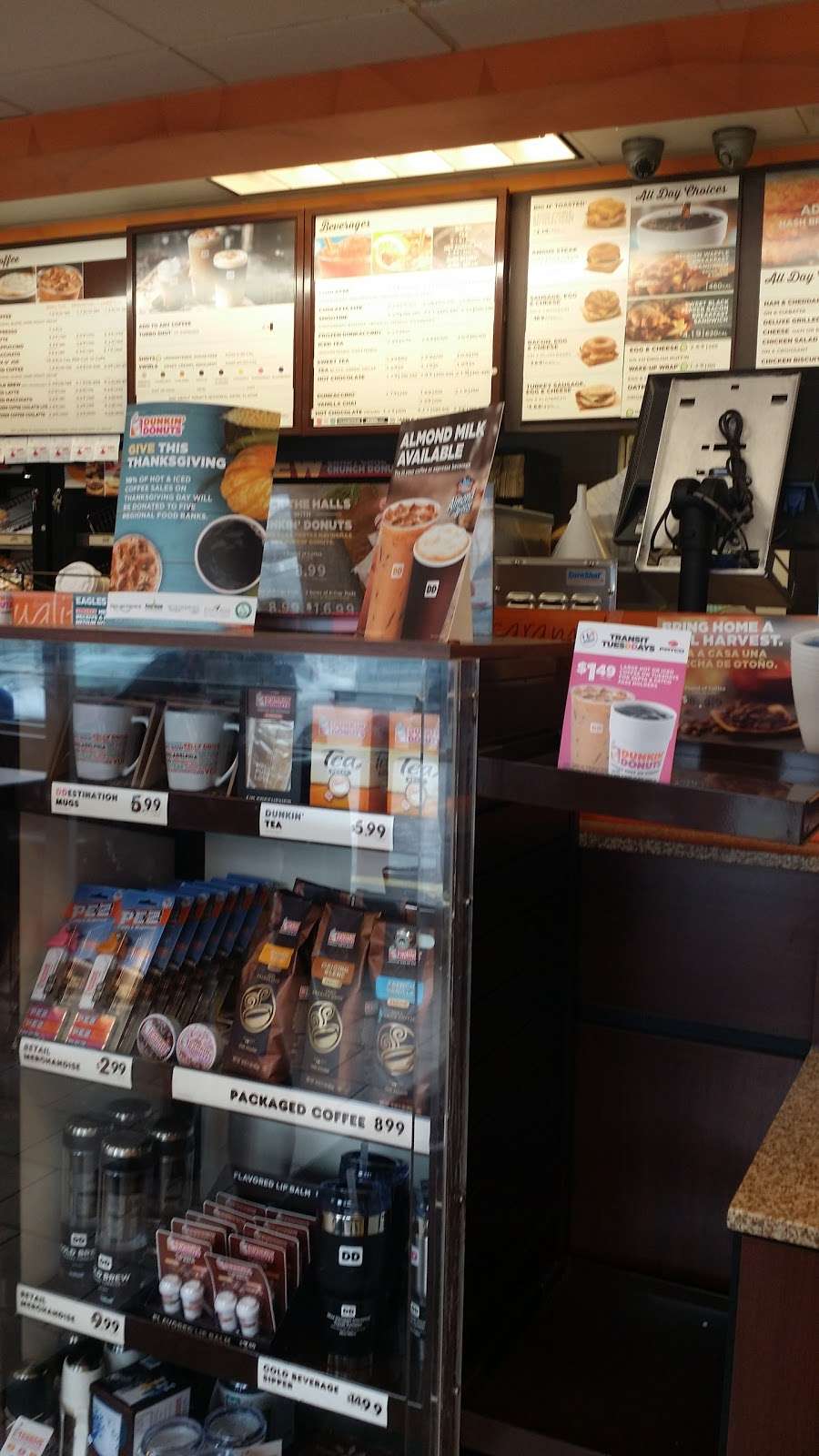 Dunkin | 717 E Girard Ave, Philadelphia, PA 19125, USA | Phone: (215) 634-2200