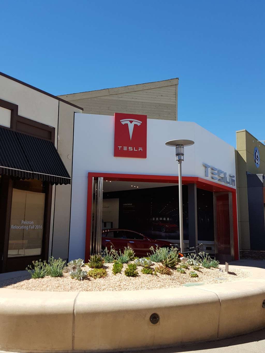 Tesla | 1616 Redwood Hwy, Corte Madera, CA 94925 | Phone: (415) 737-0780