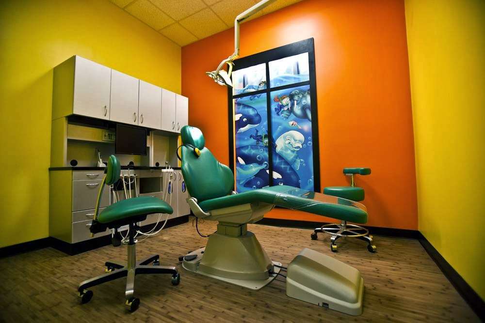 Smiling Seal Pediatric Dentistry | 23969 Newhall Ranch Rd, Valencia, CA 91355, USA | Phone: (661) 284-3764