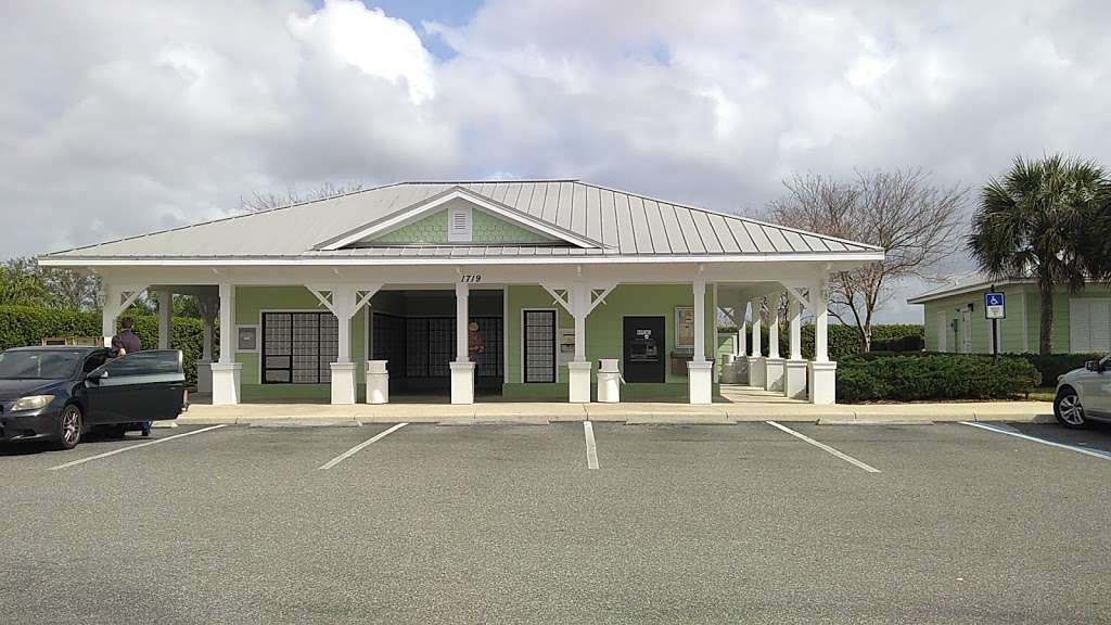 Mallory Square Postal Station in 1719 Odell Cir, The Villages, FL 32162