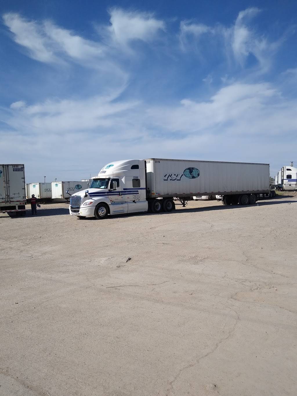 TSI Border Logistics | SERENATA # 220 COLONIA:, AMERICA1, 88293 Nuevo Laredo, Tamps., Mexico | Phone: 867 188 5444
