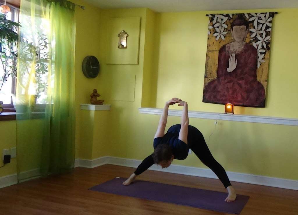 golden light yoga | 529 Greendale Ave, Needham, MA 02492, USA | Phone: (781) 449-2396