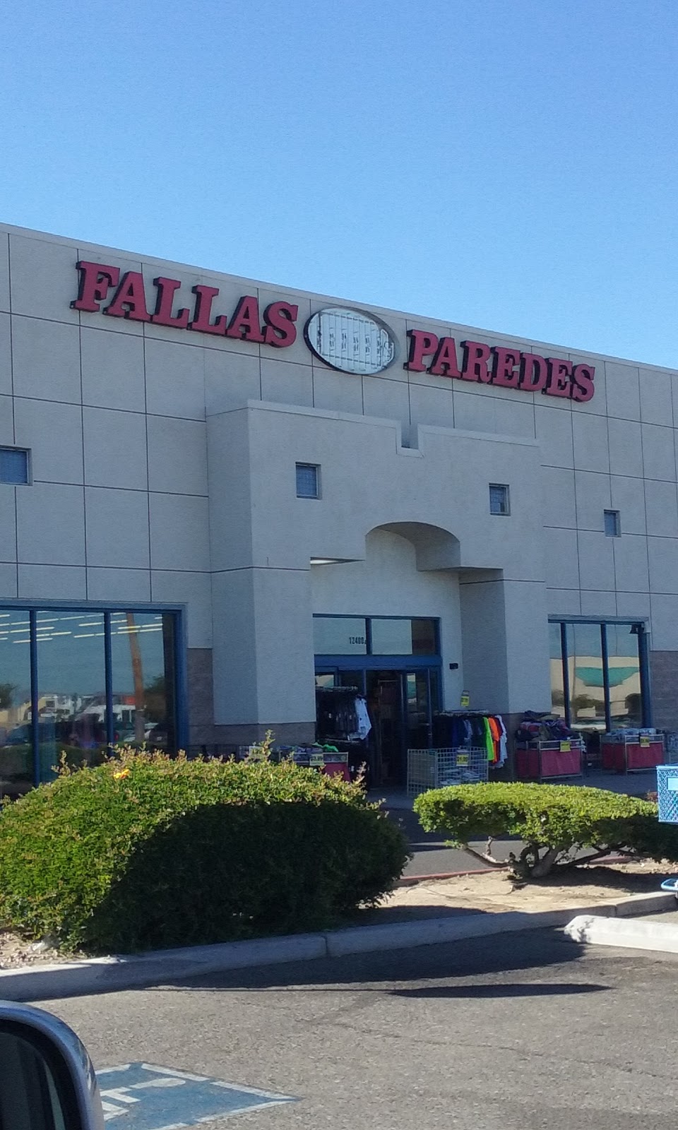 Fallas Paredes Discount Stores | 12480 Amargosa Rd, Victorville, CA 92392, USA | Phone: (760) 245-9487