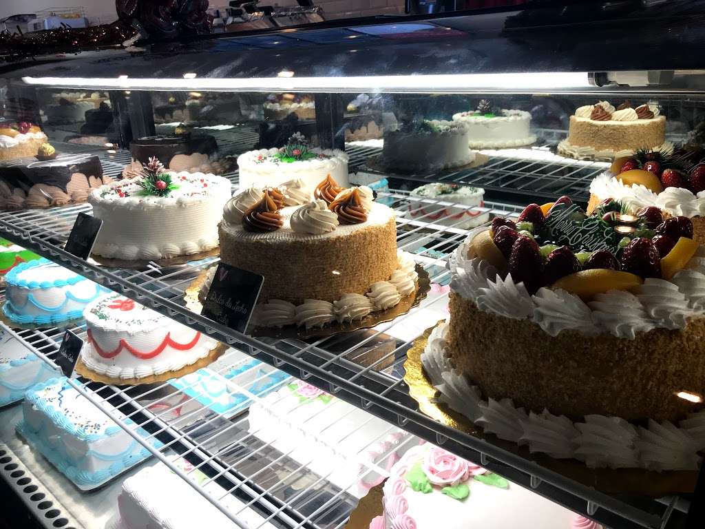 Vicky Bakery | 12312 Miramar Pkwy, Miramar, FL 33025, USA | Phone: (954) 450-8748