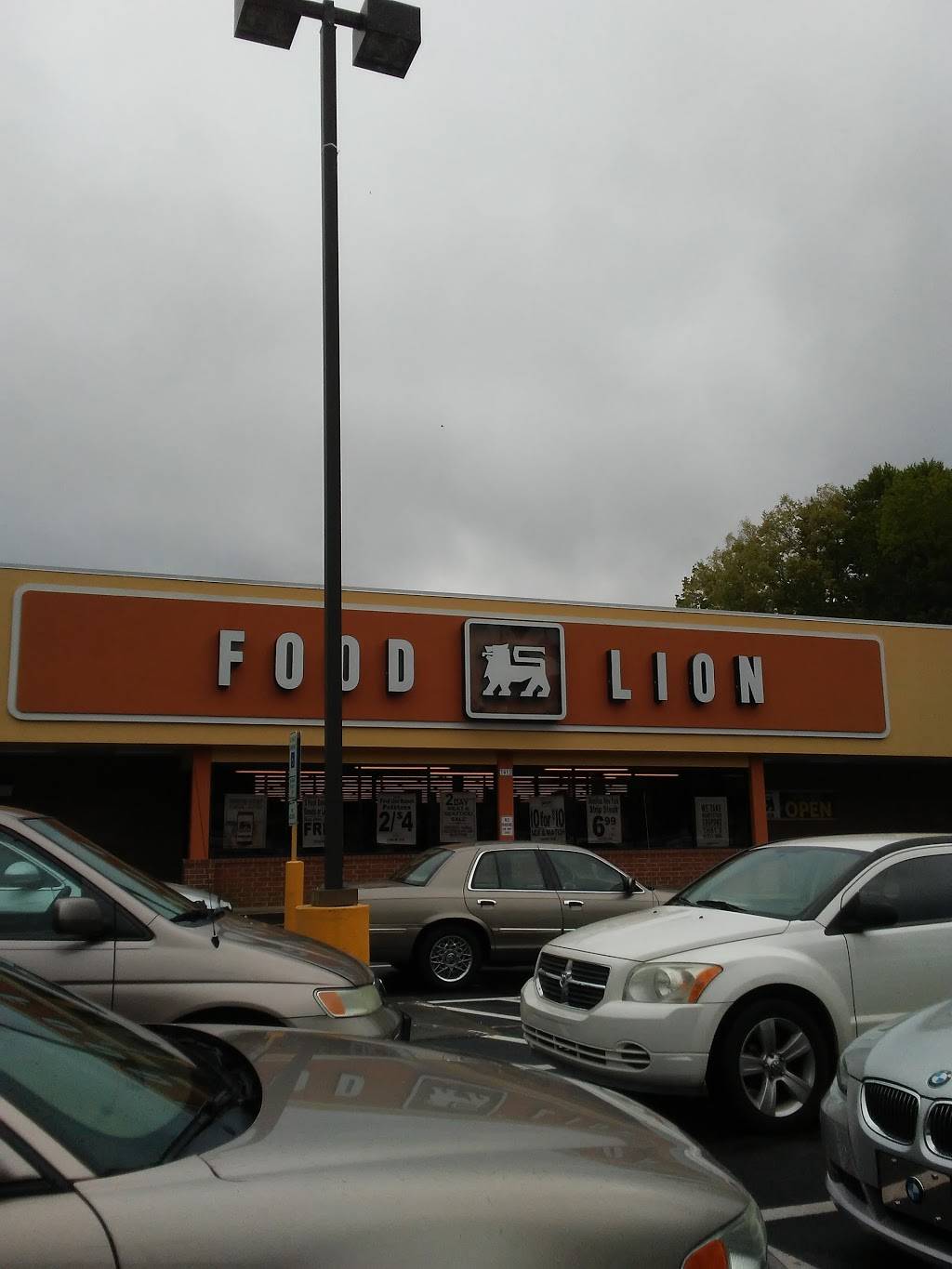 Food Lion | 1415 S Hawthorne Rd, Winston-Salem, NC 27103, USA | Phone: (336) 723-4317