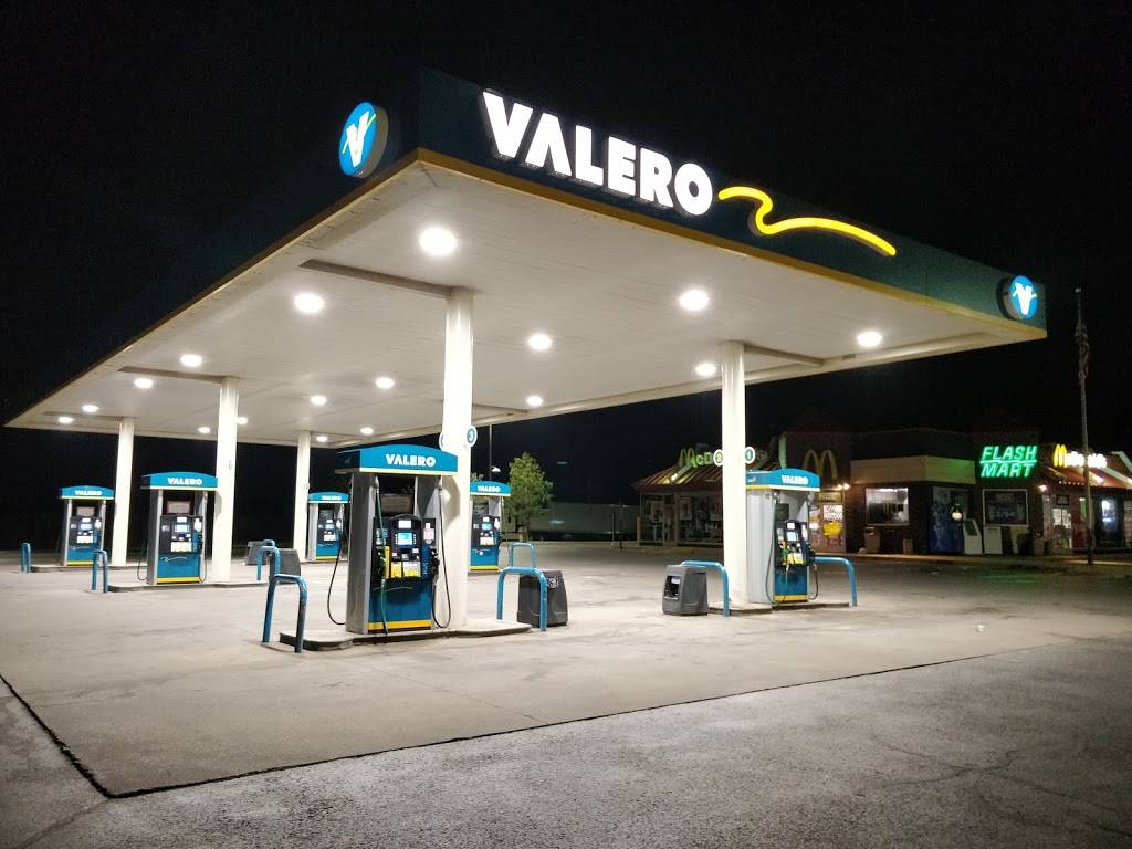 Valero | 2700 NE 10th St, Oklahoma City, OK 73117, USA | Phone: (405) 424-4677