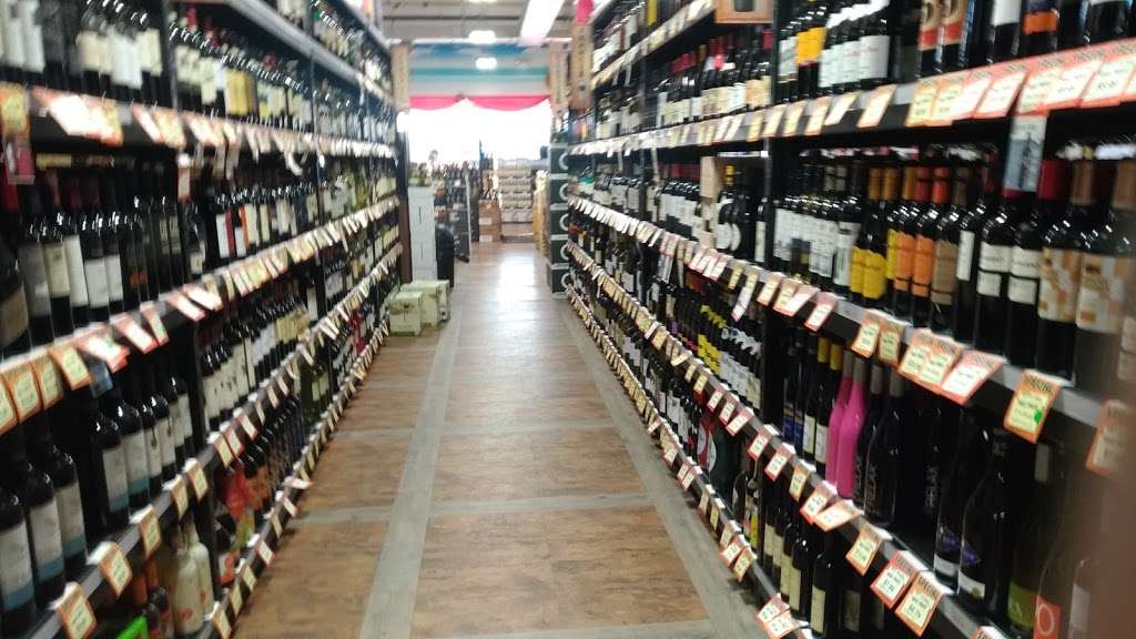 Liquor Wine Warehouse | 113-19 Beach Channel Dr, Rockaway Park, NY 11694, USA | Phone: (718) 474-8466