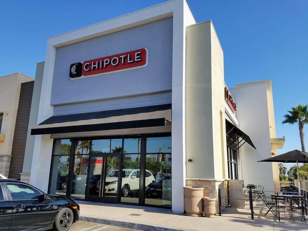 Chipotle Mexican Grill | 959 E Spring St, Signal Hill, CA 90755, USA | Phone: (562) 206-7199