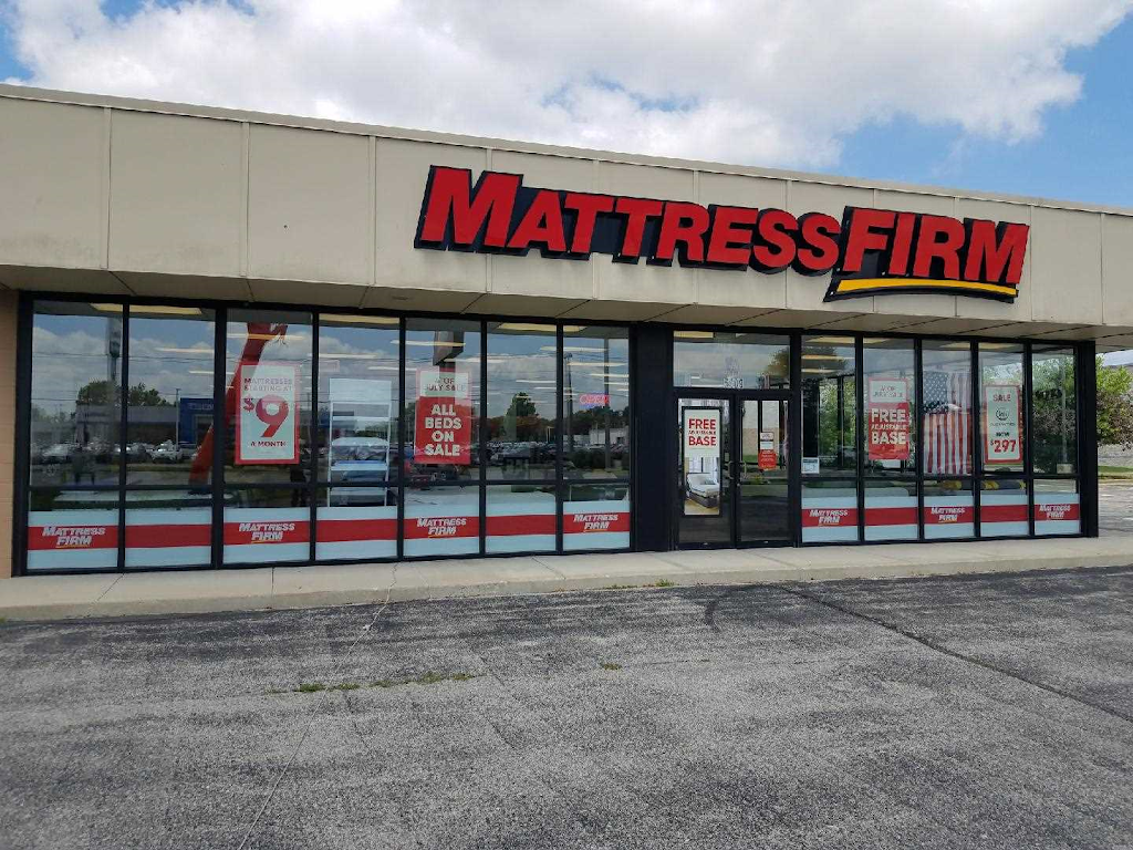 Mattress Firm Anderson | 5409 Scatterfield Rd, Anderson, IN 46013, USA | Phone: (765) 649-2745