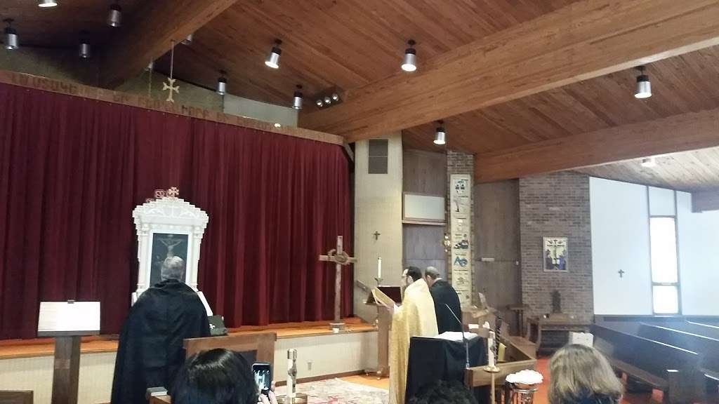St Mesrob Armenian Apostolic | 4605 Erie St, Racine, WI 53402, USA | Phone: (262) 639-0531