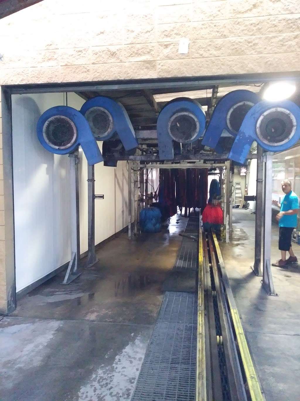 Superior Fry Road Car Wash & Lube | 2205 N Fry Rd, Katy, TX 77449, USA | Phone: (281) 398-4563