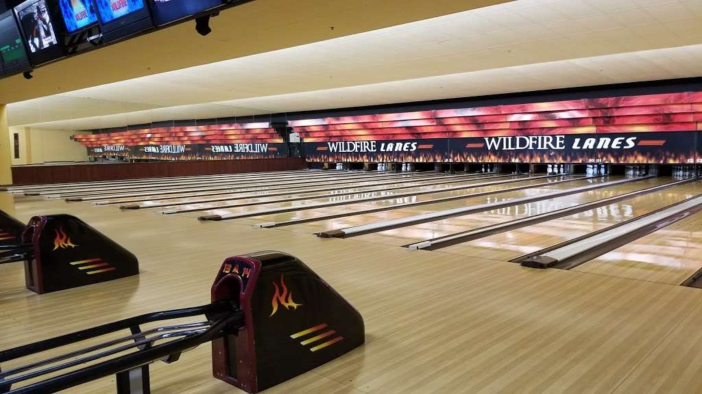 Wildfire Casino and Lanes | 4451 E Sunset Rd Suite #1, Henderson, NV 89014, USA | Phone: (702) 685-2100