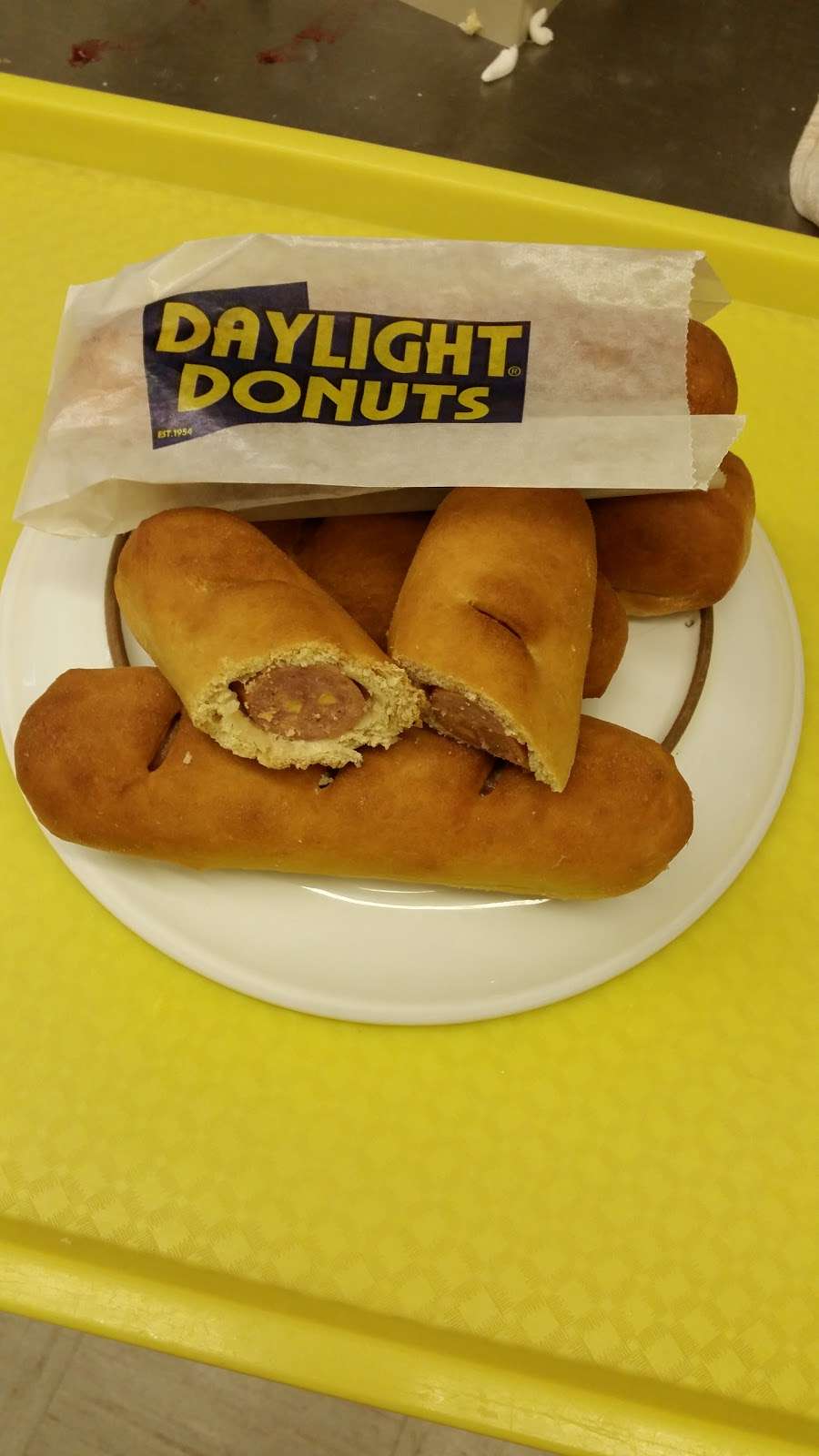 Daylight Donuts | 821 Carbondale Dr, Dacono, CO 80514, USA | Phone: (303) 833-2009