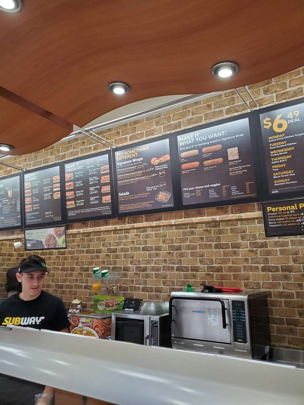 Subway | 220 Kernstown Commons Blvd, Winchester, VA 22602, USA | Phone: (540) 450-8924