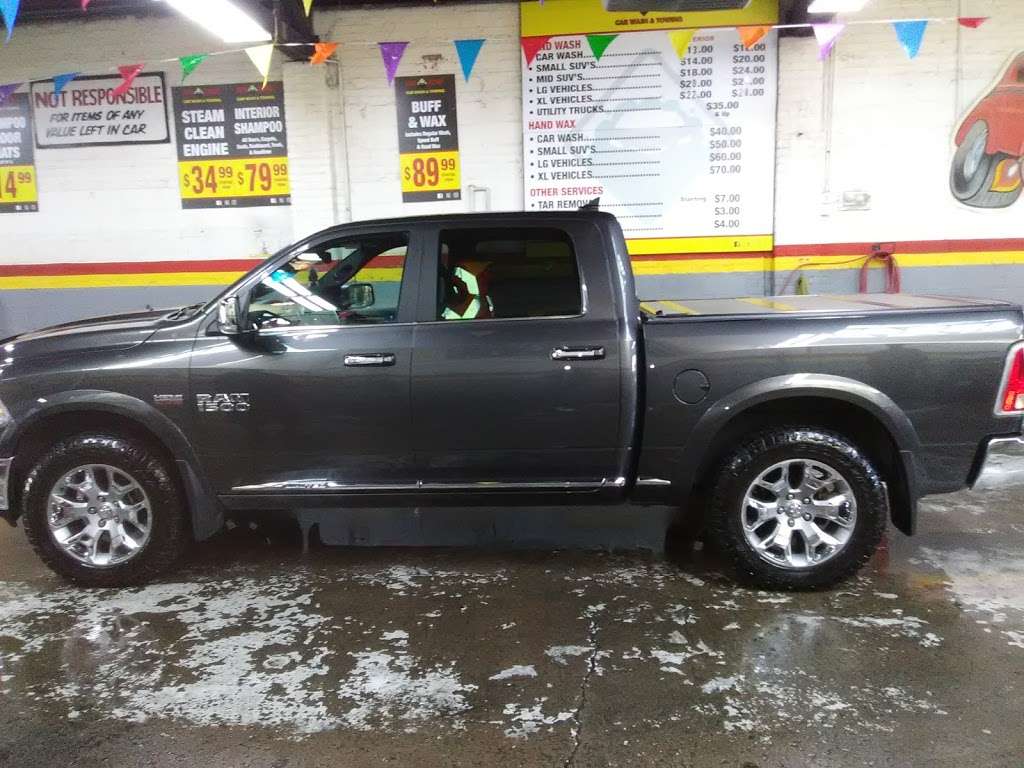 Inn Zone Car Wash | 2312 W 79th St, Chicago, IL 60620, USA | Phone: (773) 434-2700