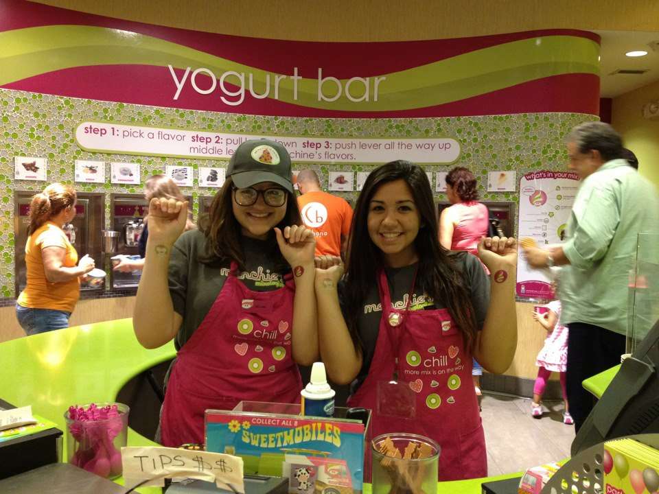 Menchies Frozen Yogurt | 9169 W Atlantic Ave Ste 116, Delray Beach, FL 33446, USA | Phone: (561) 332-3550