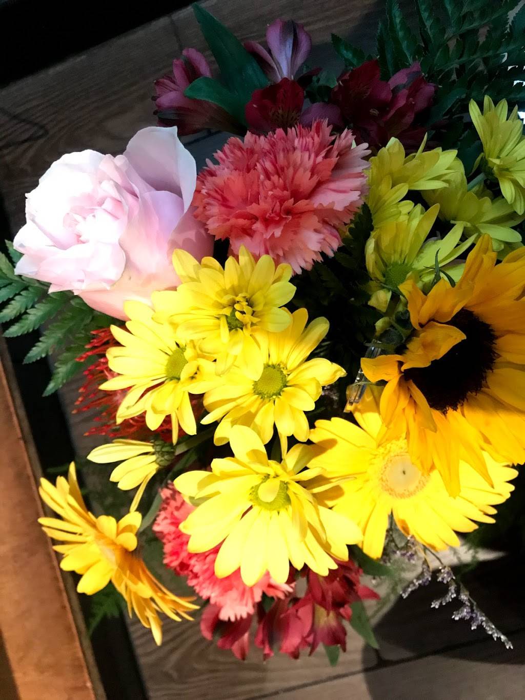 Weischedel Florist & Ghse | 4039 Gibsonia Rd, Gibsonia, PA 15044, USA | Phone: (724) 443-1400