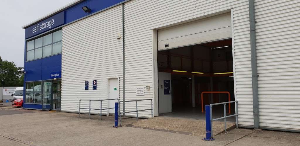 Safestore Self Storage Redhill | Unit 5 Wells Pl, Merstham, Redhill RH1 3DR, UK | Phone: 01737 303909