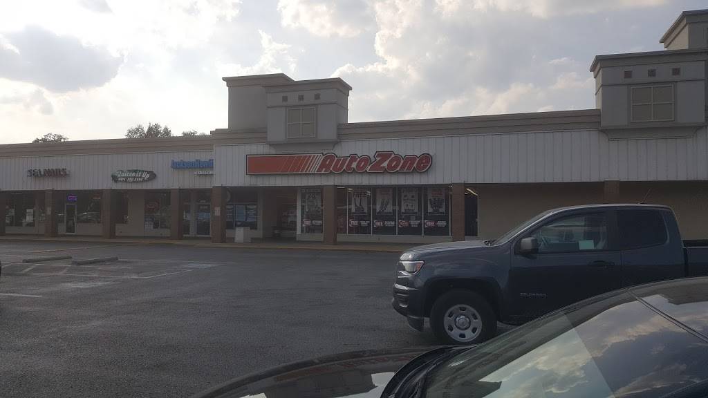 AutoZone Auto Parts | 10908 Dixie Hwy, Louisville, KY 40272, USA | Phone: (502) 937-8801