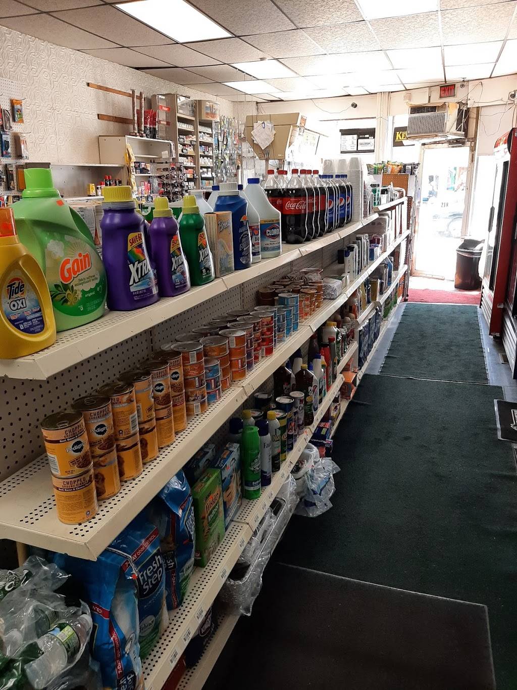 Sunny Corner Variety, 218 Salem St, Medford, MA 02155, USA