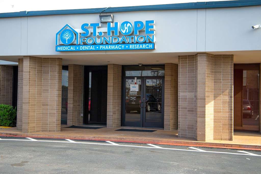 St. Hope Foundation - Greenspoint | Photo 3 of 10 | Address: 255 Northpoint Dr Ste 200, Houston, TX 77060, USA | Phone: (832) 300-8040