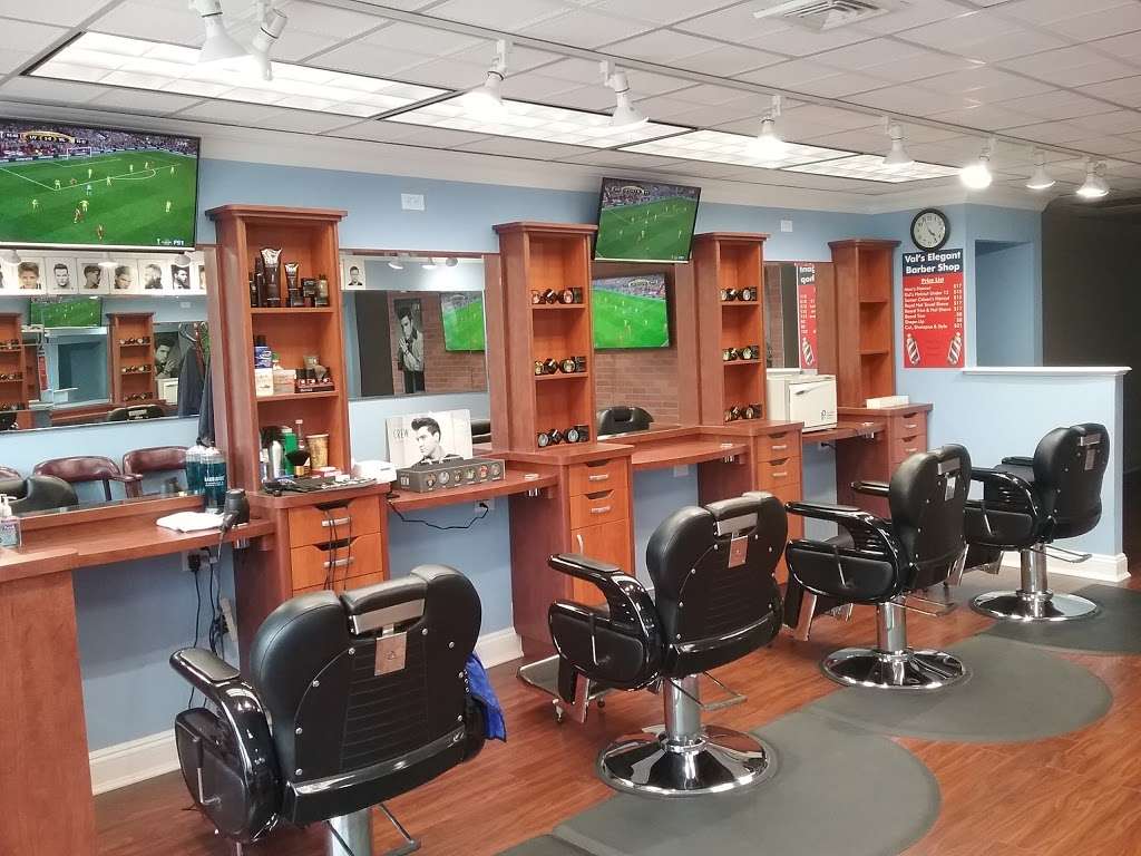 Vals elegant Barber shop | 8 Main St, Roslyn, NY 11576 | Phone: (516) 399-2220