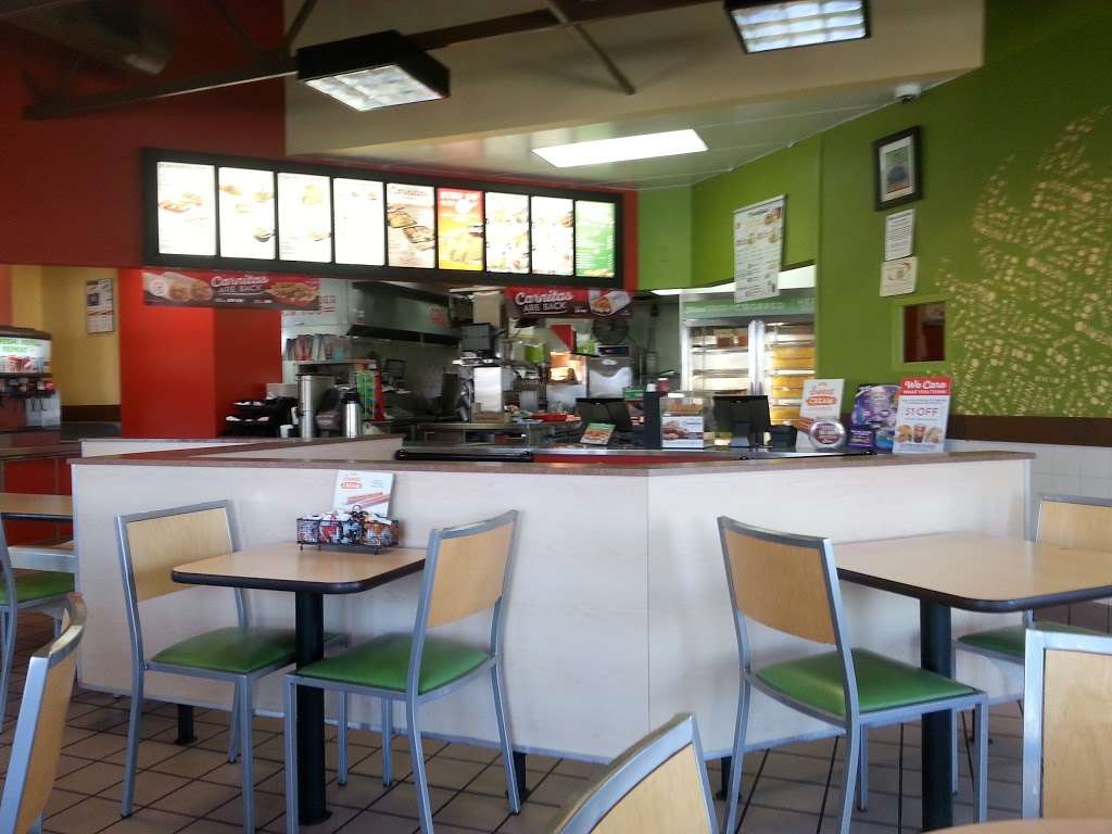 Del Taco | 3150 Case Rd E, Perris, CA 92570, USA | Phone: (951) 928-3675