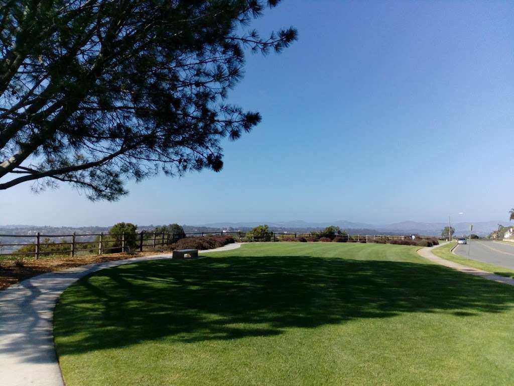 Overlook Park | United States, California, Del Mar, 3040902700