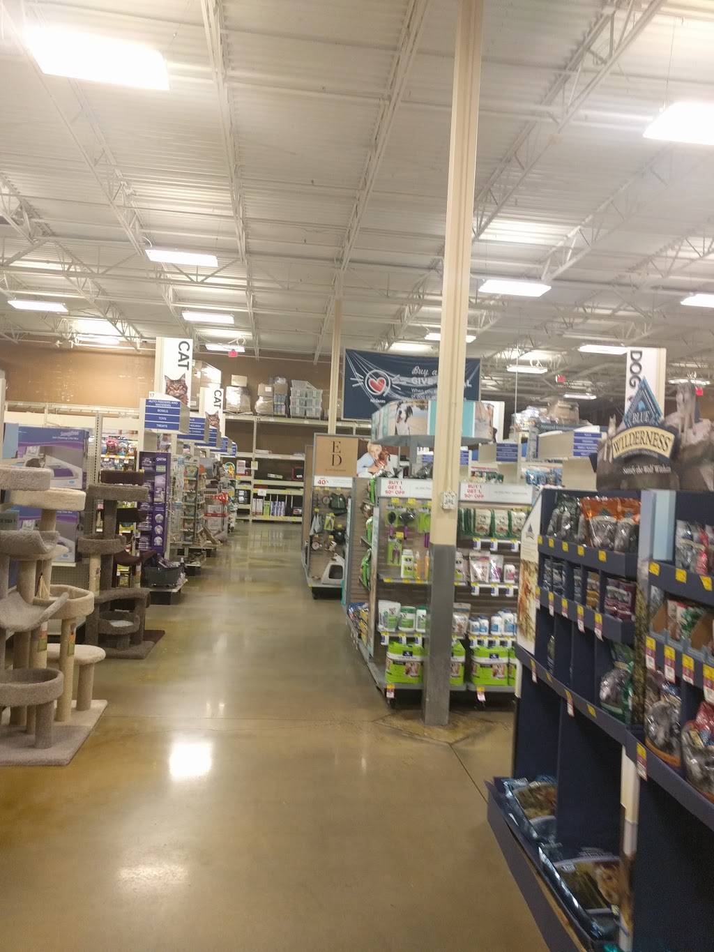 PetSmart | 2641 Lawndale Dr, Greensboro, NC 27408 | Phone: (336) 545-6225