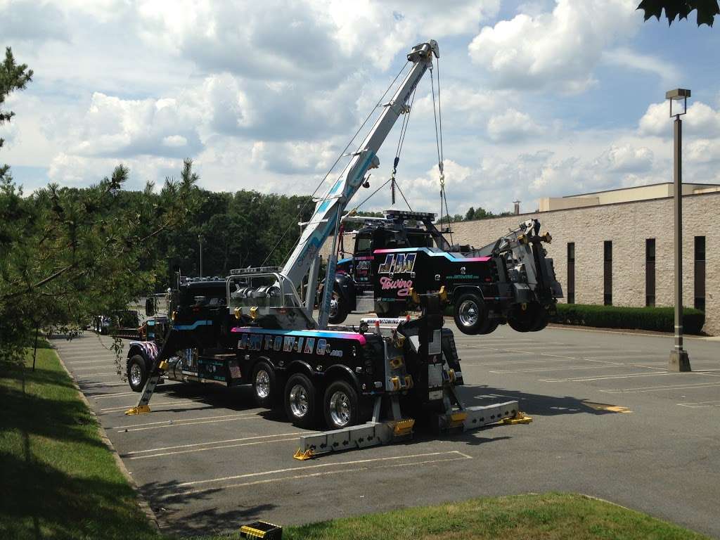 J&M Towing | 116 Dorsa Ave, Wayne, NJ 07470, USA | Phone: (973) 696-9390