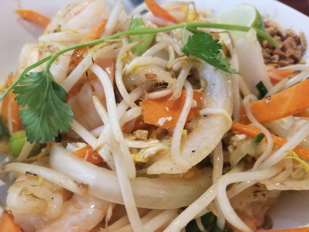 Saigon Bistro | 1554 Town Center Dr W, Lakeland, FL 33803, USA | Phone: (863) 686-6560