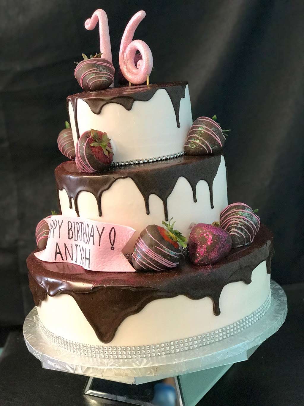 Cake Artista | 1117 MD-3, Gambrills, MD 21054, USA | Phone: (410) 956-0100